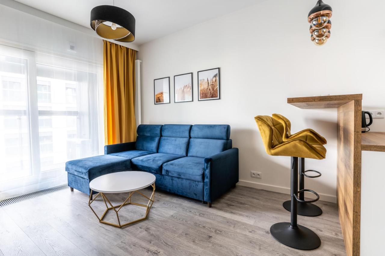 Mennica Residence - Golden Apartments - City Center Варшава Екстериор снимка