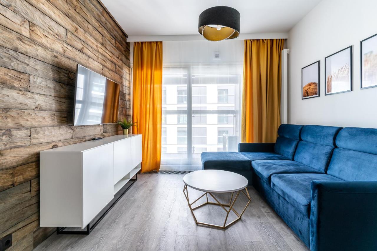 Mennica Residence - Golden Apartments - City Center Варшава Екстериор снимка